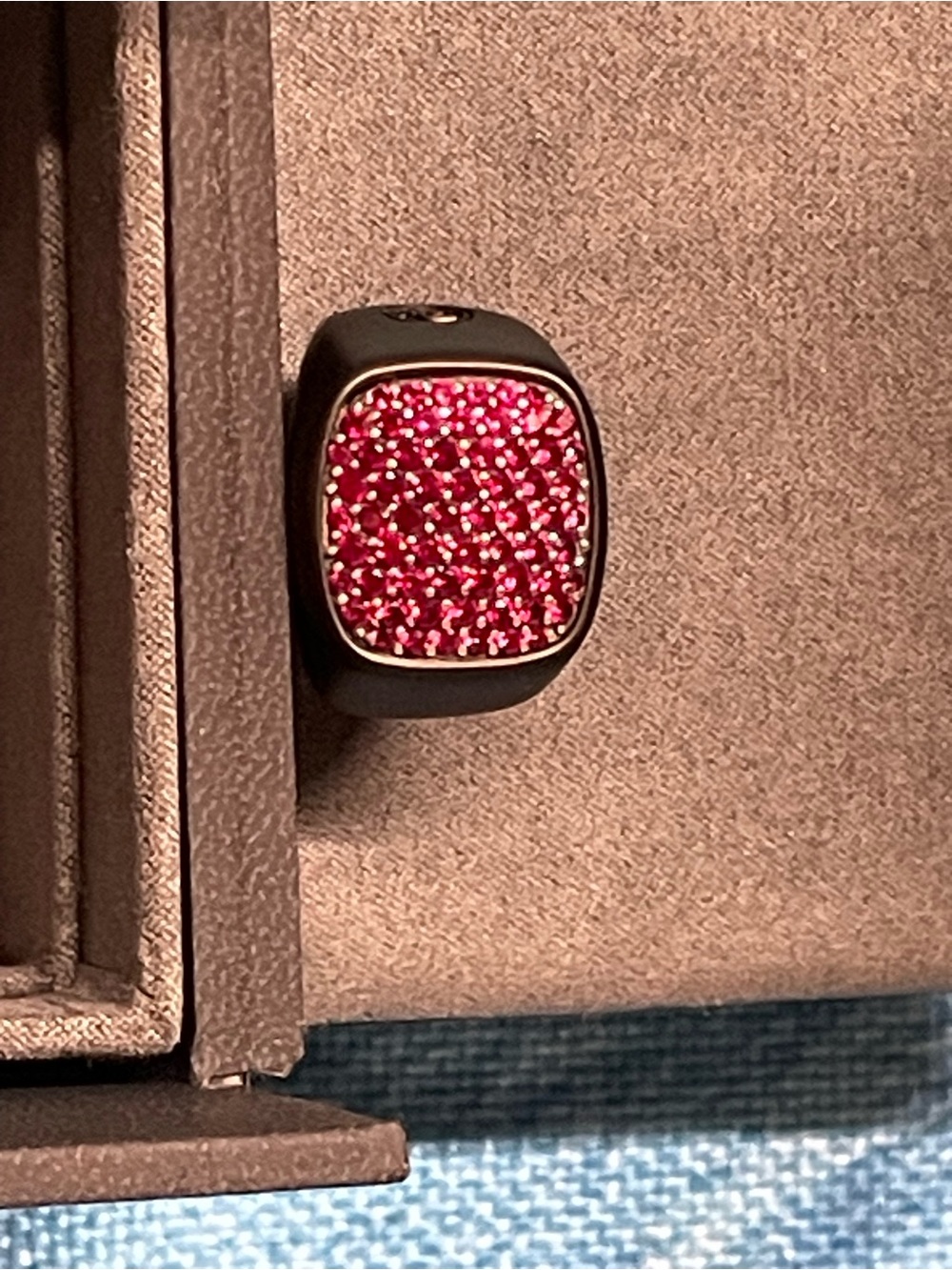 David Yurman Red Ruby Pavé Cushion Ring AUTHENTIC! 8.5 - Picture 3 of 16